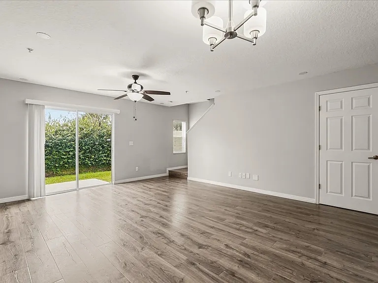 13536 Tea Rose Way #19 — Photo 7