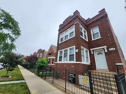 2415 N Kildare Ave #2R Photo 1