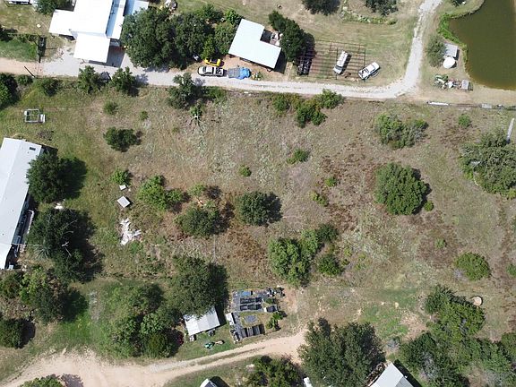 3rd image of 1209 Nora Ln