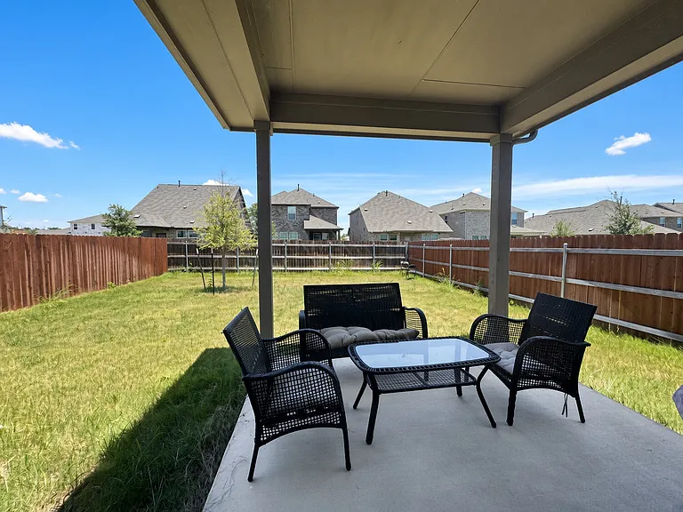 1602 Purple Martin Dr — Photo 22
