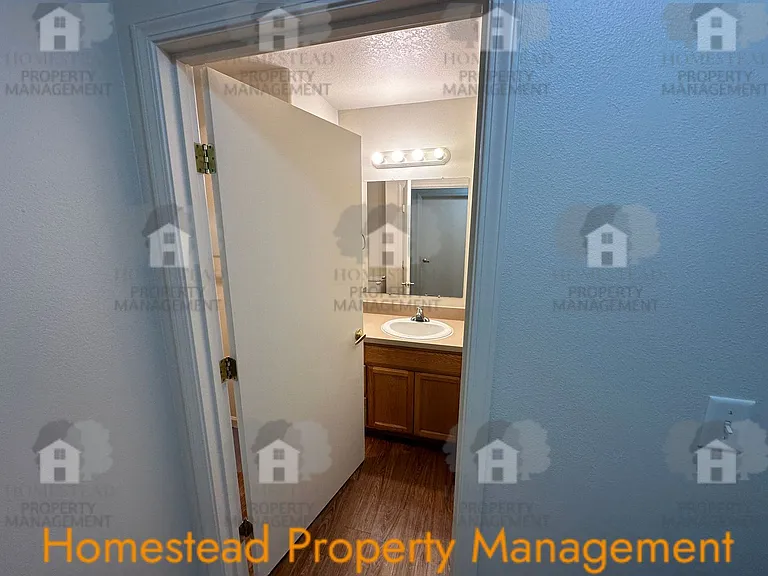 2750 Brooks Ave NE #101-204 — Photo 23