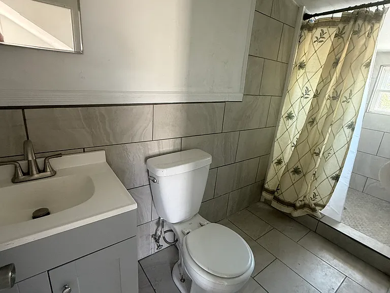 19 S Hollywood Ave #4 — Photo 7