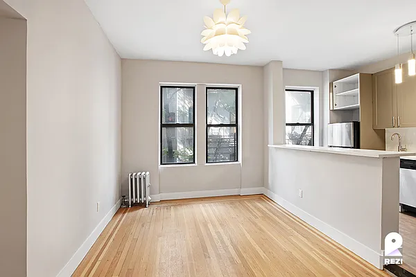 Rented by REZI | media 8