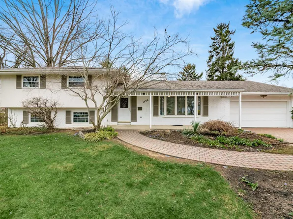 1538 Pemberton Dr, Columbus, OH 43221
