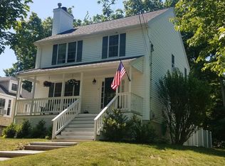10 S Cogswell St, Haverhill, MA 01835