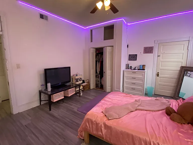 1263 W Cary St — Photo 18