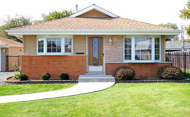 1st image of 8832 Meade Ave