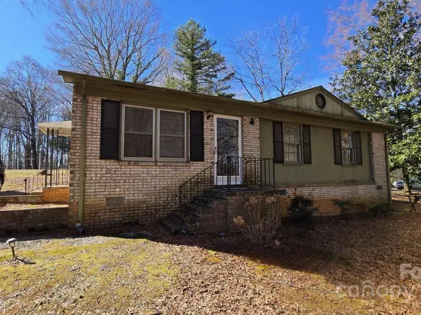 509 California Cir, York, SC 29745