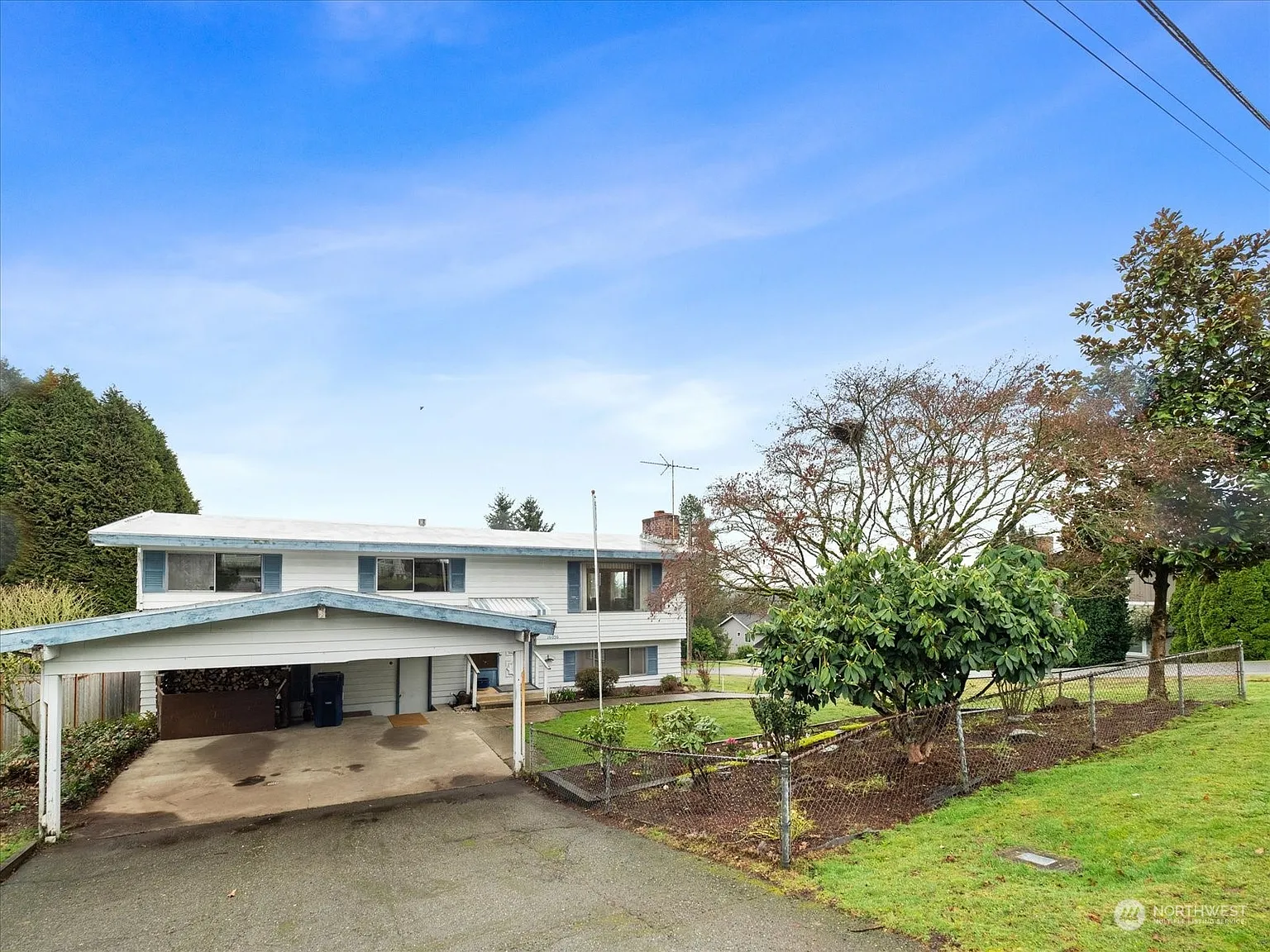 16056 9th Avenue SW photo 1