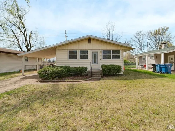 10431 Lilac Ave, Saint Louis, MO 63137