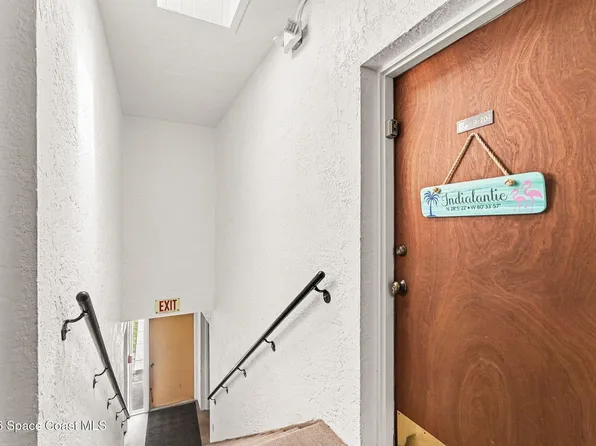 2700 N Highway A1a APT 9-204, Indialantic, FL 32903
