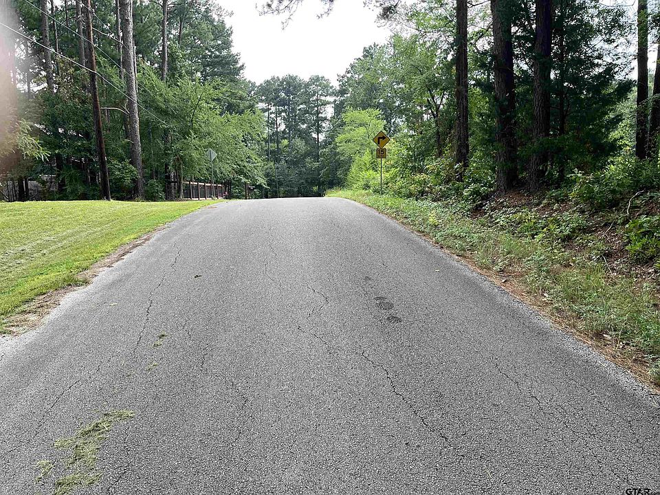 1st image of 20518-20536 Eastern Hills Dr