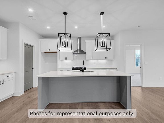 2nd image of 2796 Butlers Green Cir