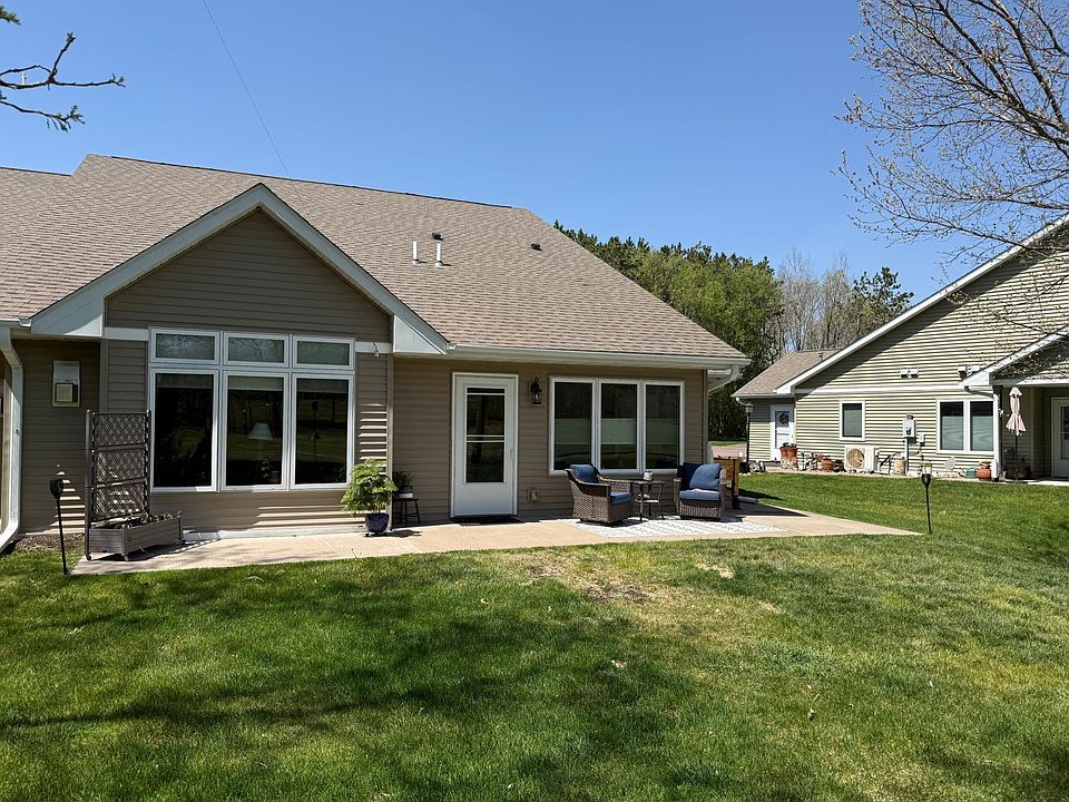 1st image of 930 Cartway Ln