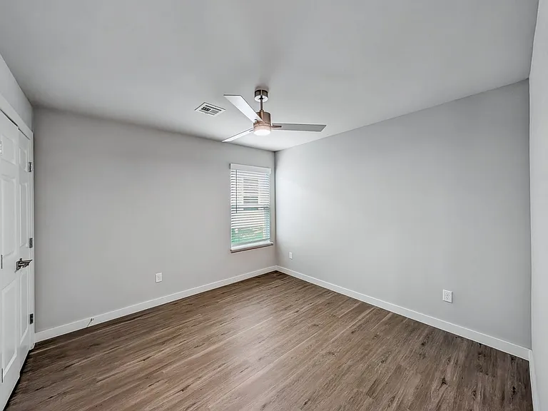 6502 NW Kathleen St — Photo 14