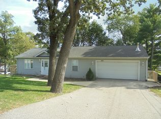 8925 W Sunset Dr, Wonder Lake, IL