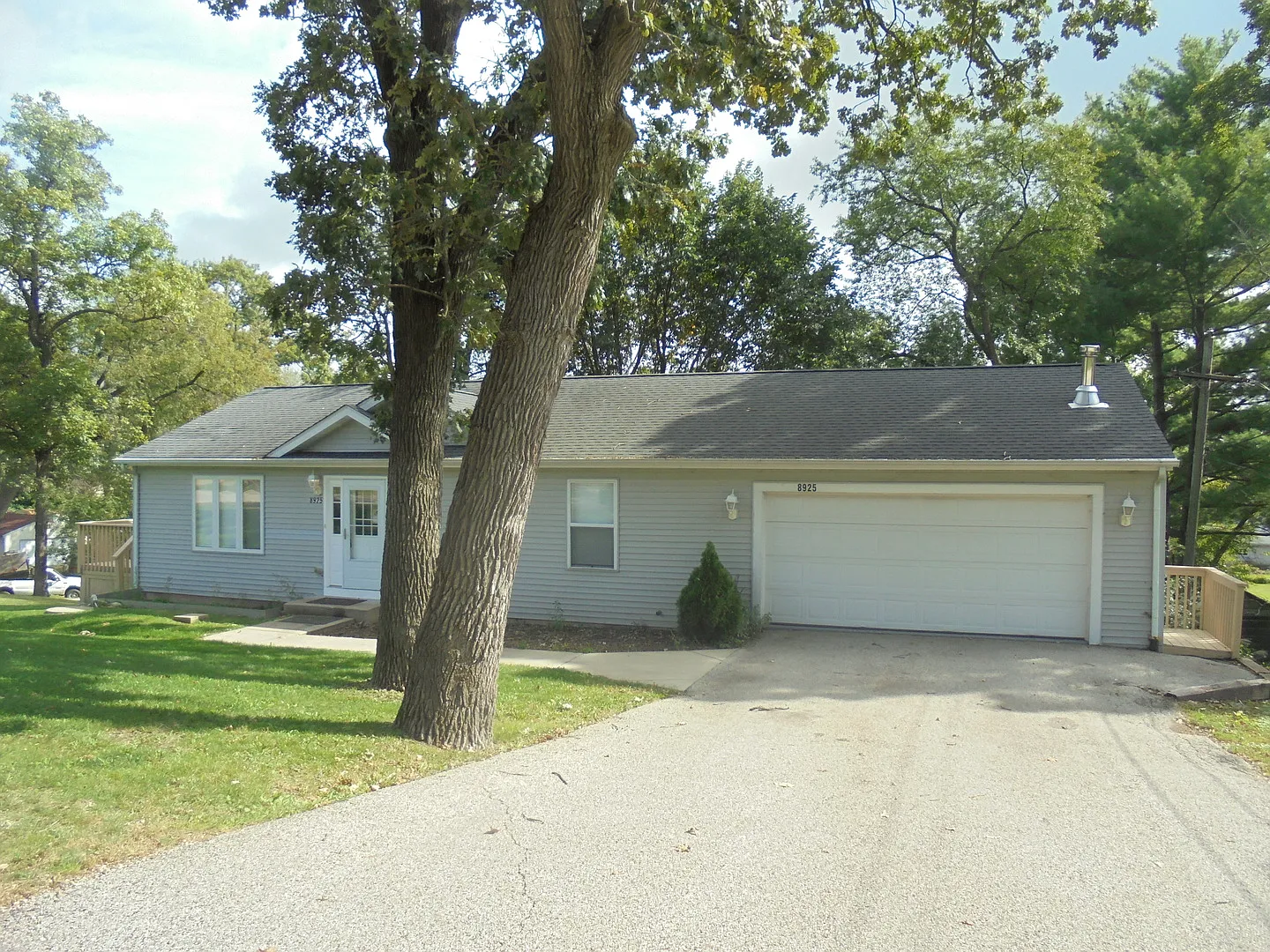 8925 W Sunset Dr photo 1