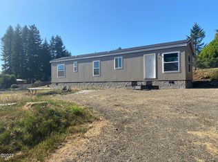 404 N Sunnyview Pl, Otis, OR