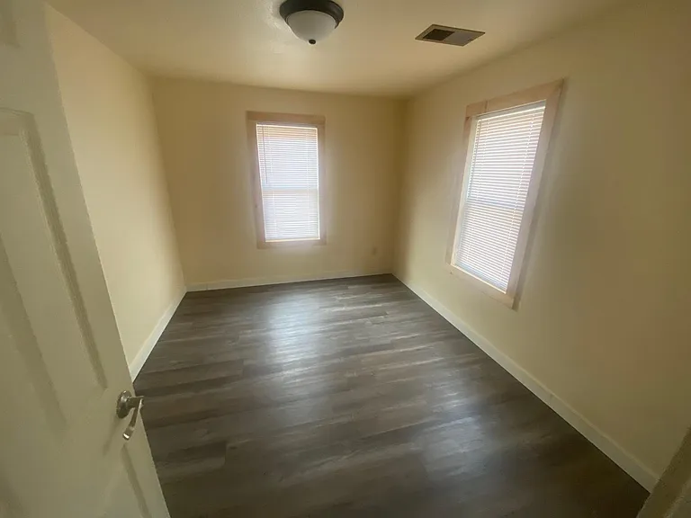 301 Meadow Ave #1 — Photo 2