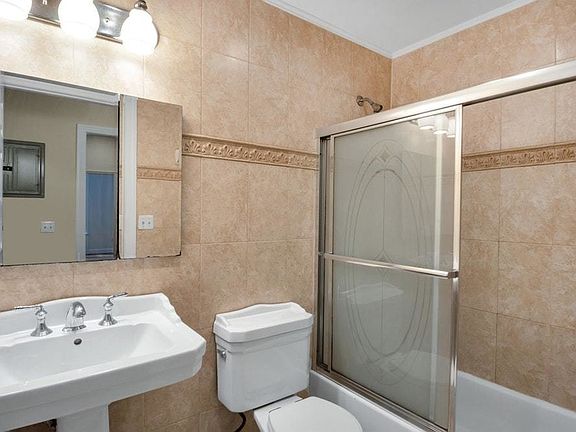 5th image of 4 E 36th St #3R