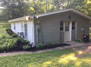 1096 Bonny Oaks Dr, Dalton, GA 30721