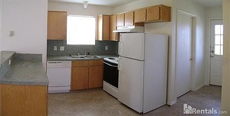 3rd image of 4409 Mattie Dr APT C