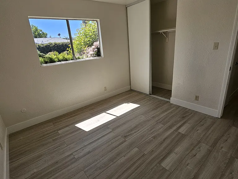1508 Sycamore Dr #3 — Photo 11