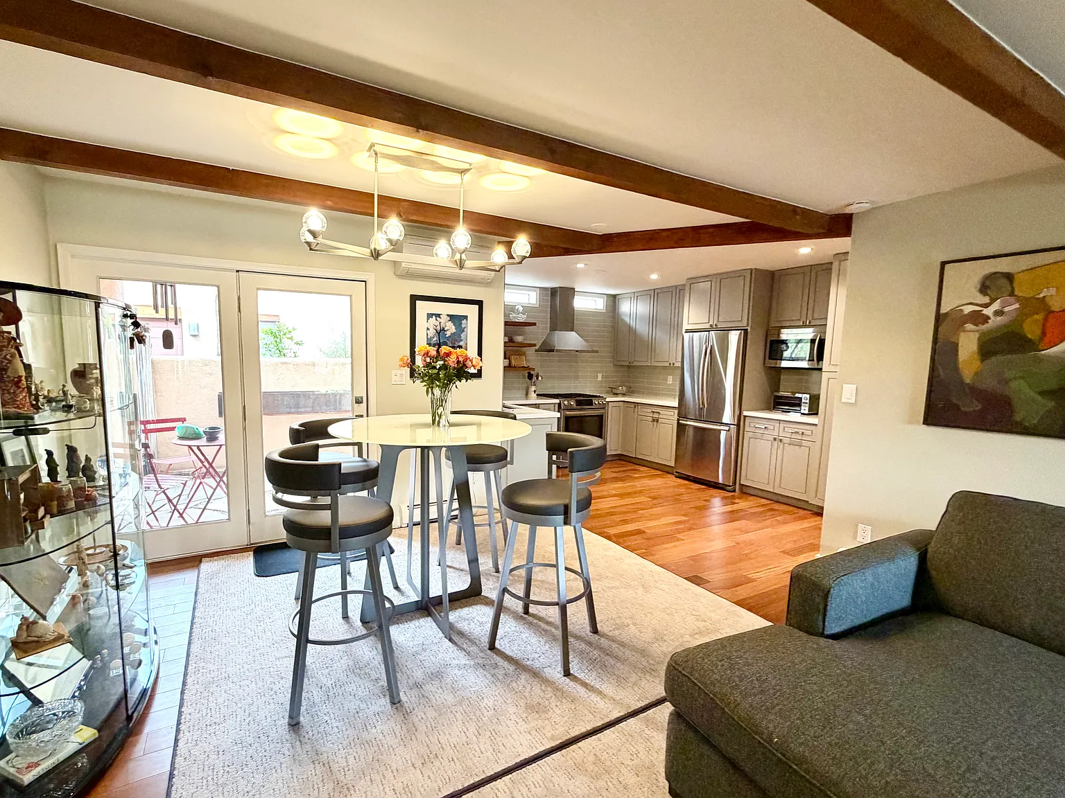 2 bed, 2.5 bath, 1547 sqft, $3,750 — Photo 4