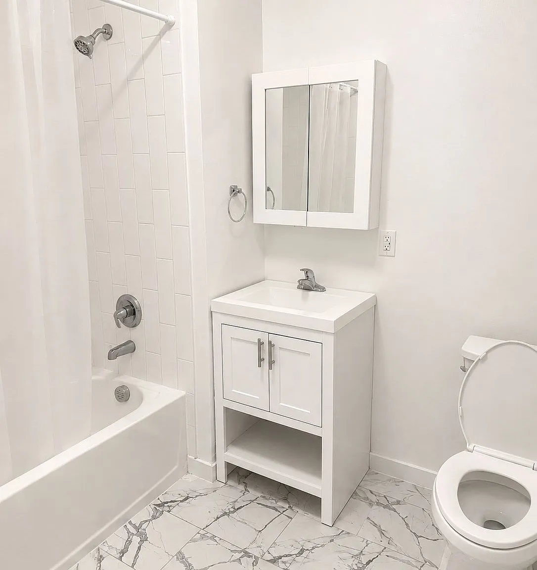 1 bed, $1,718 — Photo 3