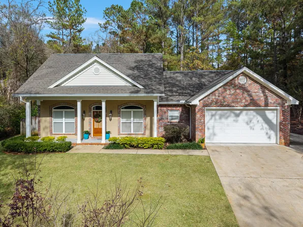 23 Shawnee Ln, Hattiesburg, MS 39402