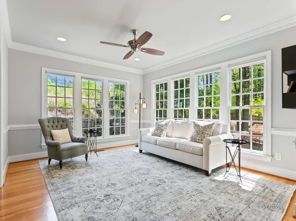 4513 Touchstone Forest Rd, Raleigh, NC 27612