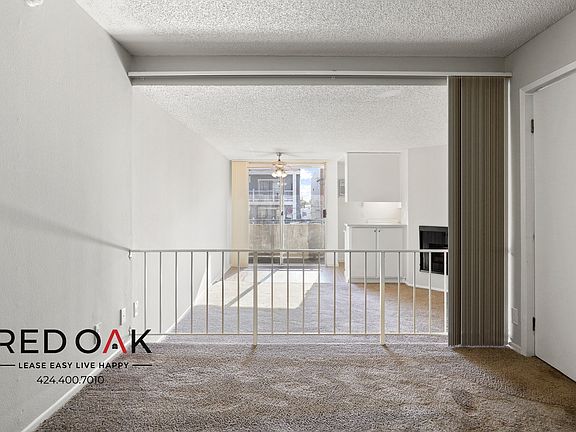 4th image of 8430 Cedros Ave #218