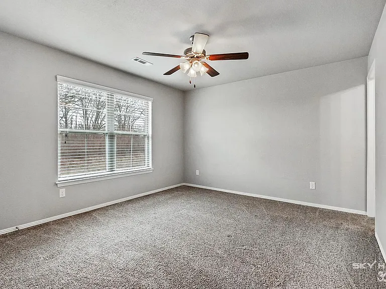 Haden Holly Station - Duplexes & Townhomes in Siloam Springs, AR — Photo 22