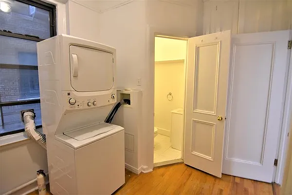 Rented by Buchbinder & Warren | media 19