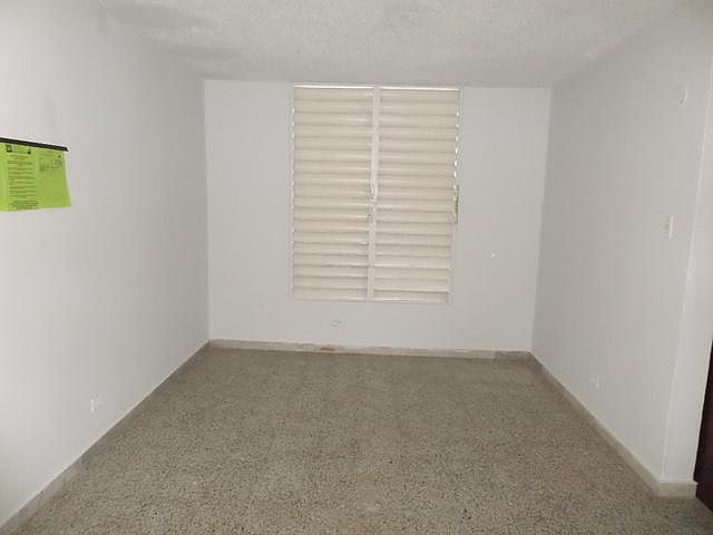 2nd image of GG23 Calle G