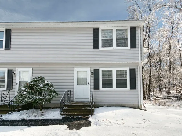 270 Sunderland Rd APT 73, Worcester, MA 01604