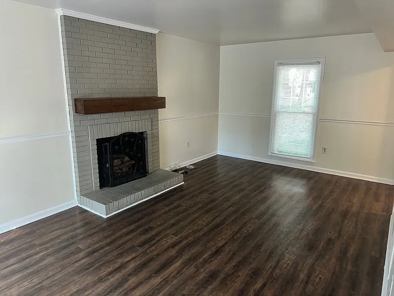 4307 Saxonbury Way — Photo 4