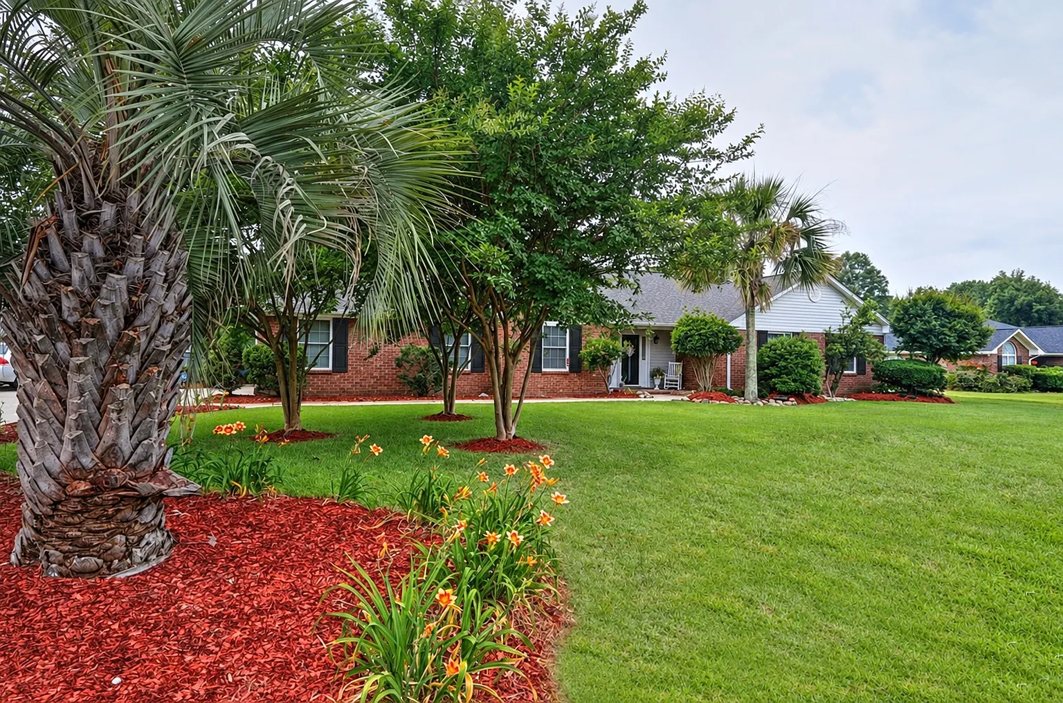 3 bed, 1923 sqft, $2,100 — Photo 1