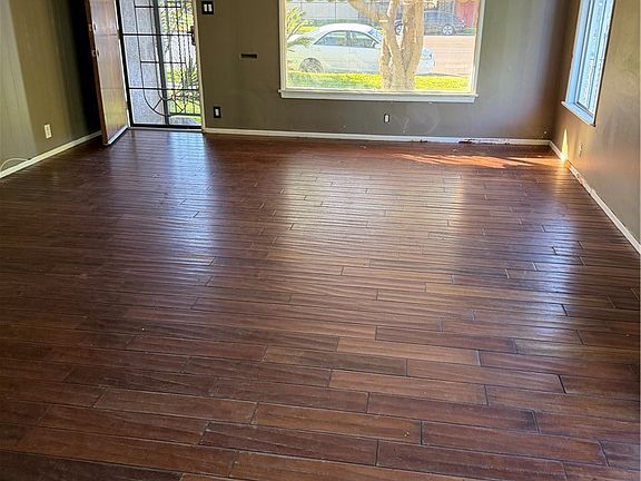 4th image of 4087 Abbott Rd