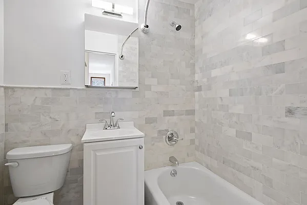 Rented by Compass | media 10