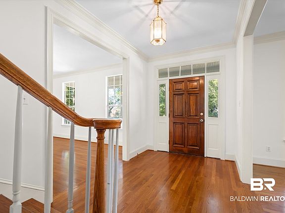 2nd image of 3739 Sheips Ln