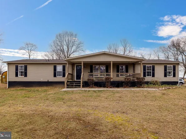 1161 E Main St, Stanley, VA 22851