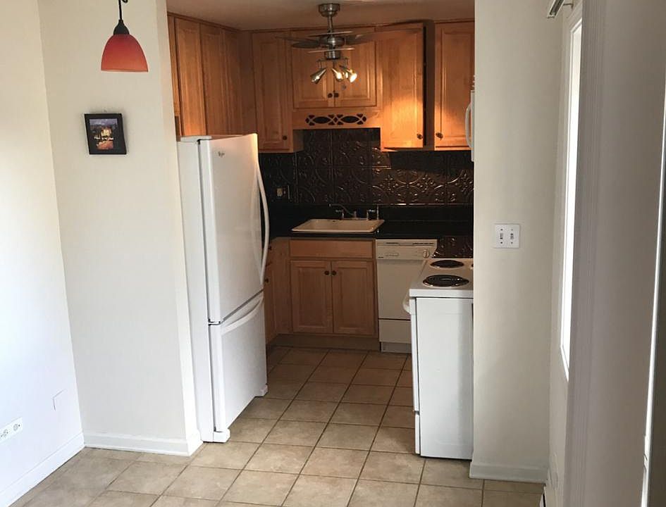 2nd image of 310 Lathrop Ave APT 410