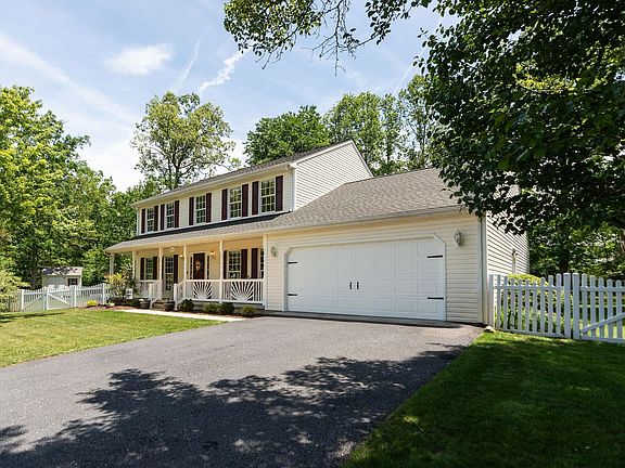 4th image of 368 Arrowhead Ln