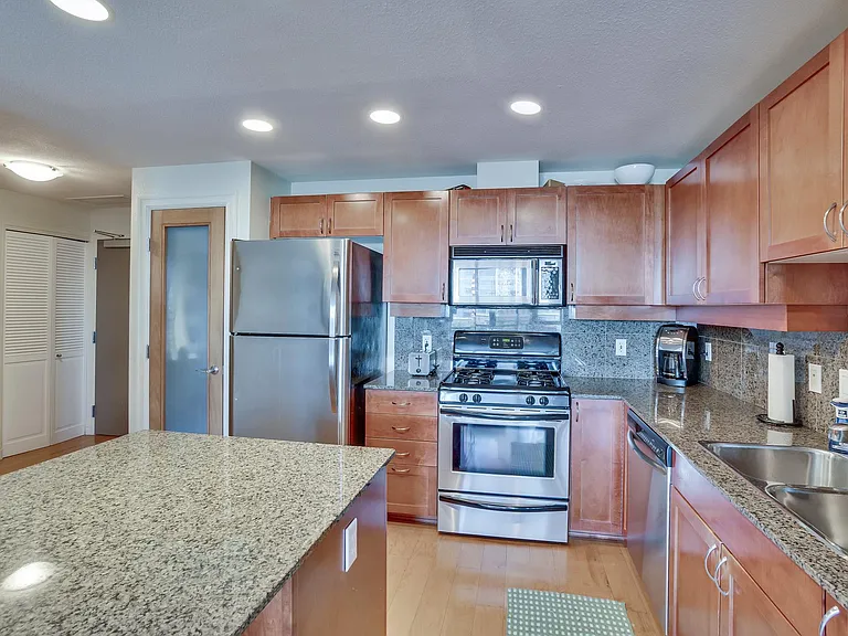 1240 India St #1003 — Photo 13