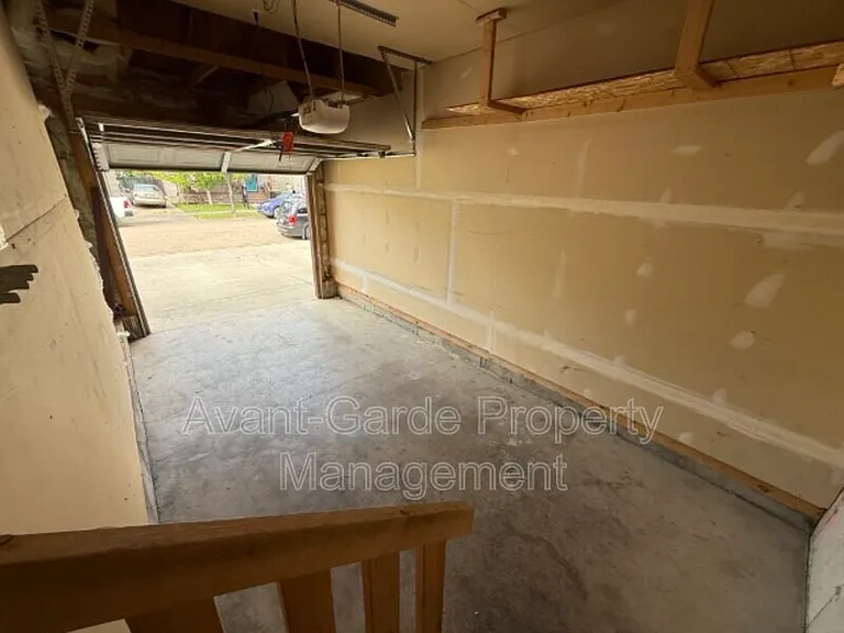 57 Vaughn Ave — Photo 19