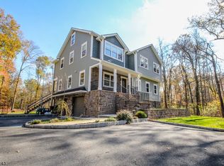 4 Beech Pl, Warren, NJ 07059
