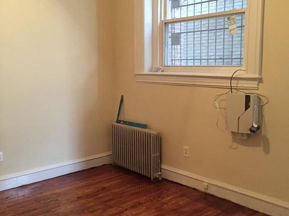 4th image of 2307 N Broad St #2