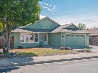 512 Teakwood Dr, Eagle Pt, OR