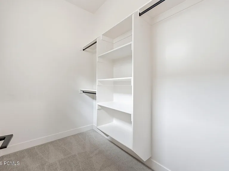4043 W Crest Ct — Photo 46